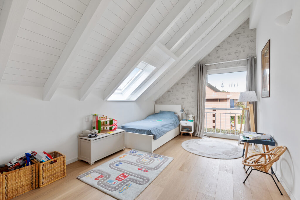 backbone_32015_009_HD